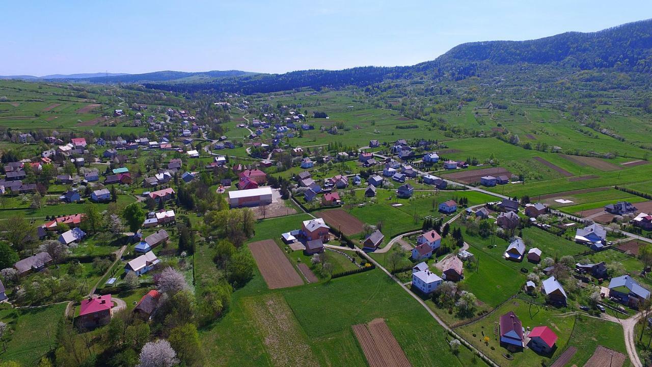 Agroturystyka U Podnoza Gory Cergowej دوكلا المظهر الخارجي الصورة